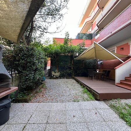 Il Parco Apartments Marina di Massa Εξωτερικό φωτογραφία